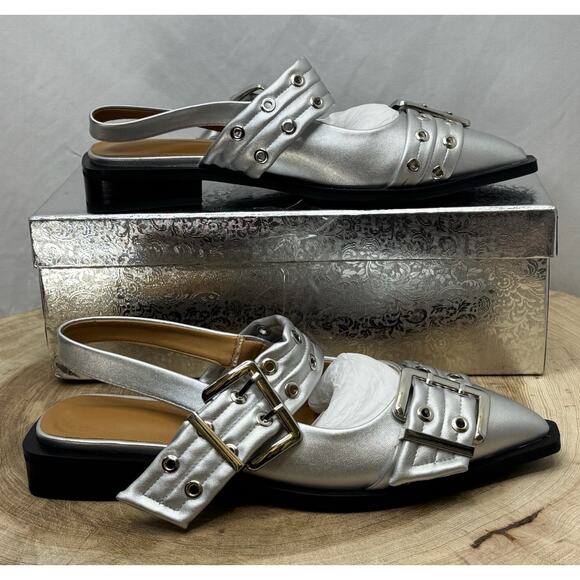 NWT Women’s Silver Metallic Buckle Strap Flats, Size 7 - Picture 3 of 12
